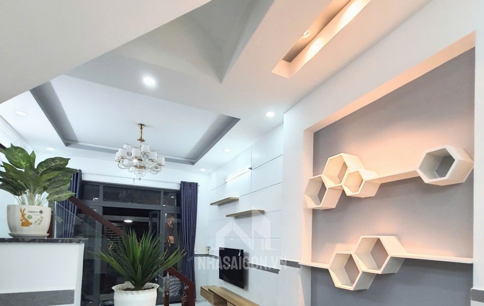 Bán nhà mới xây Full nội thất đường số 8 Linh Xuân Thủ Đức TPHCM,LH 0909428959.